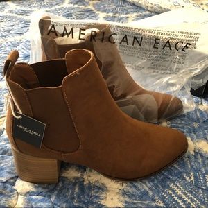 American Eagle Brown Booties Size 8.5